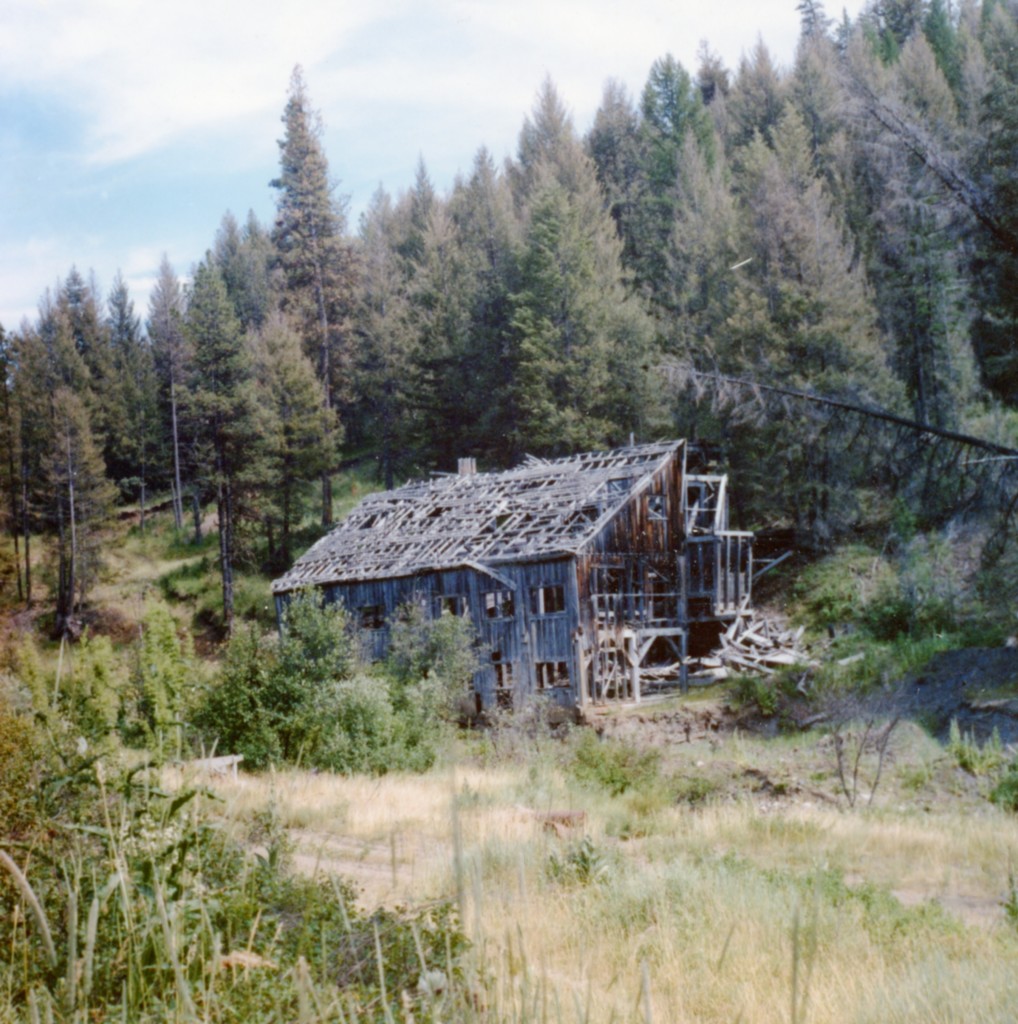 Old stamp mill at Susanville, 1978. Courtesy of Tom Armstrong