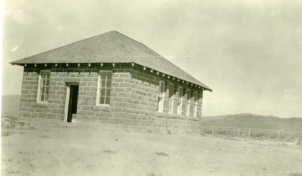 Caloreta School, Wendel, 1916. Courtesy of D.M. Durst Collection